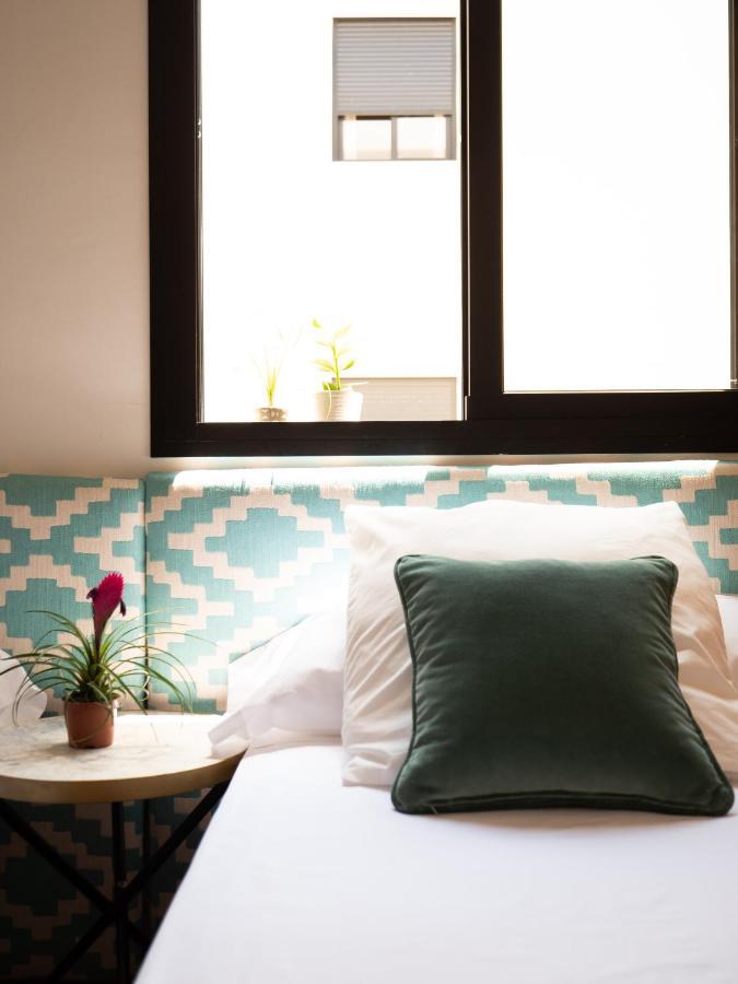 Stylish Apartment In The Heart Of Malaga With Pool Экстерьер фото