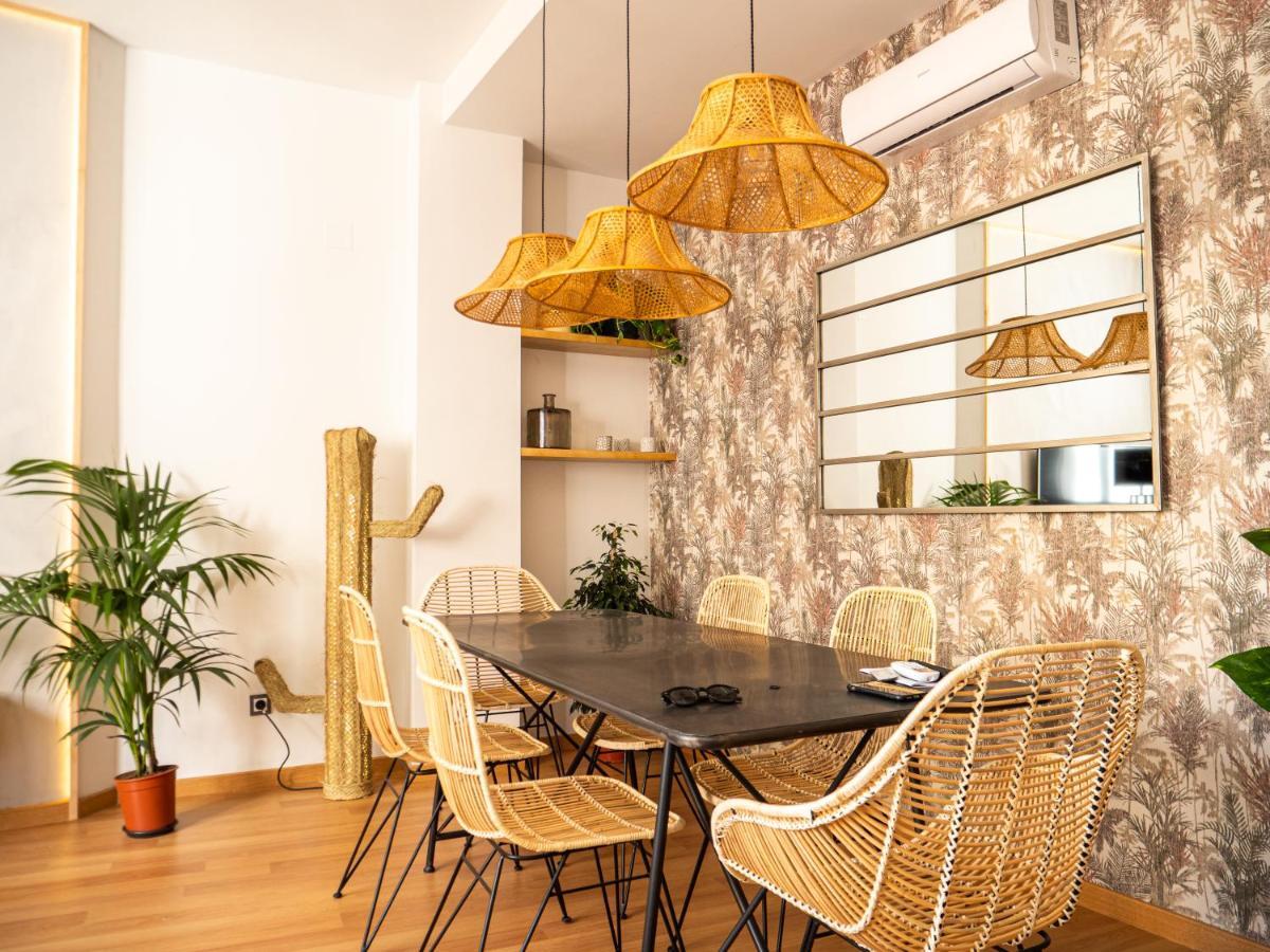 Stylish Apartment In The Heart Of Malaga With Pool Экстерьер фото