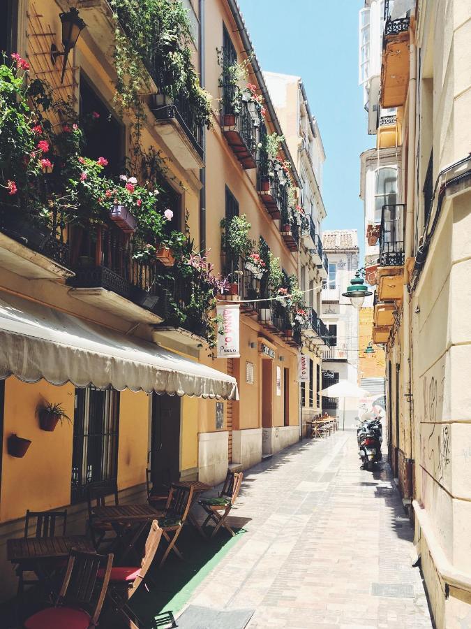 Stylish Apartment In The Heart Of Malaga With Pool Экстерьер фото